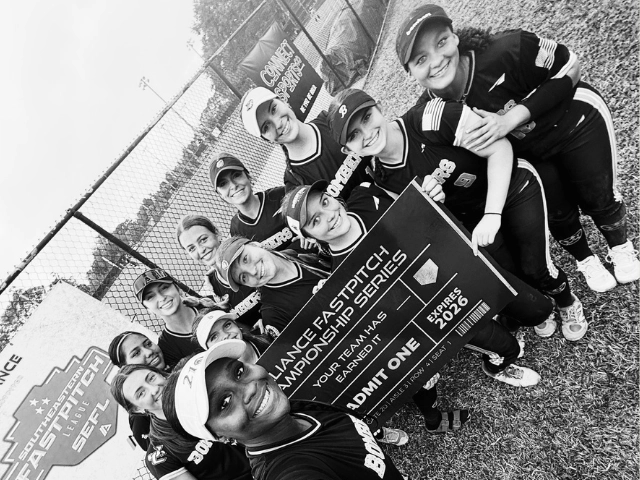 Qualified team photo